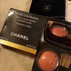 CHANEL powder blush
